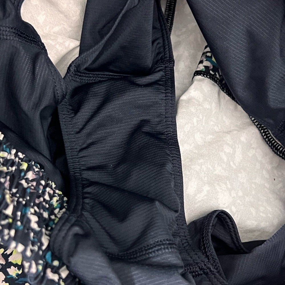 Athleta Print Pattern Athletic Shorts - image 3